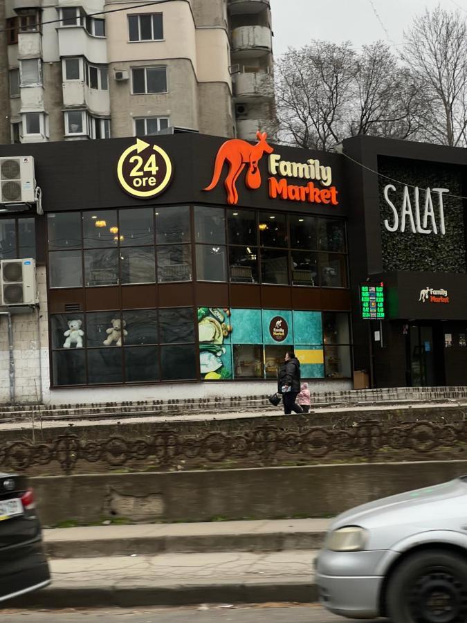 Hi-Tech Aparts Chisinau Eksteriør bilde